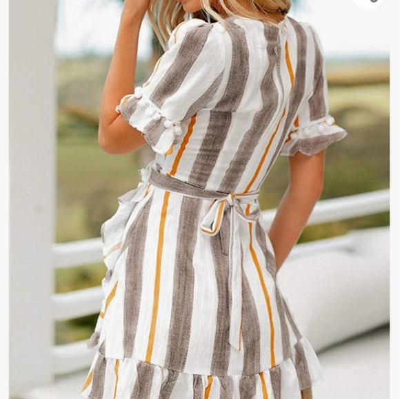 Simplee Women Deep V Neck Dress - Picture 3 of 4